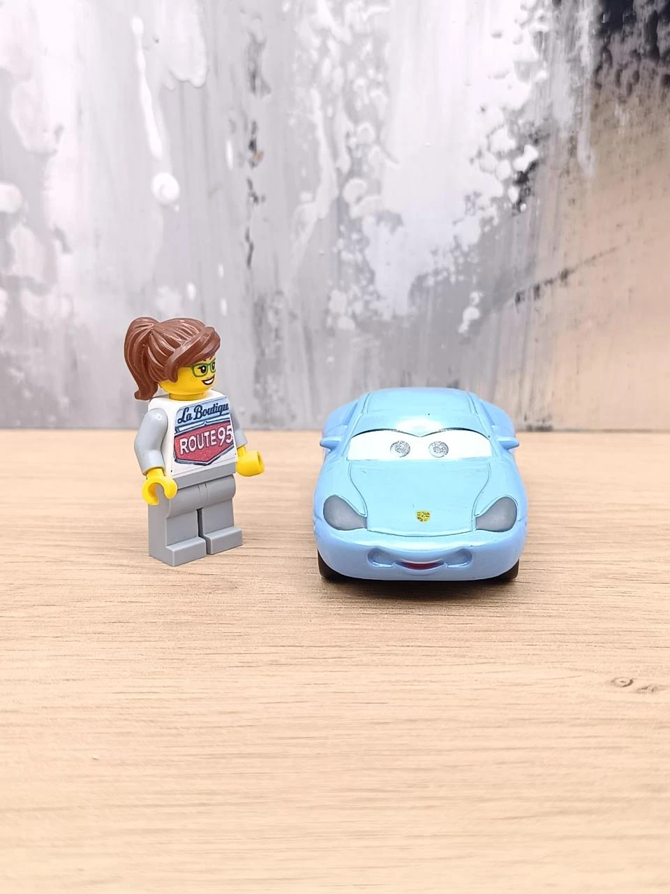 Carro Cars Sully - Brinquedo novo (CES13) – photo 4